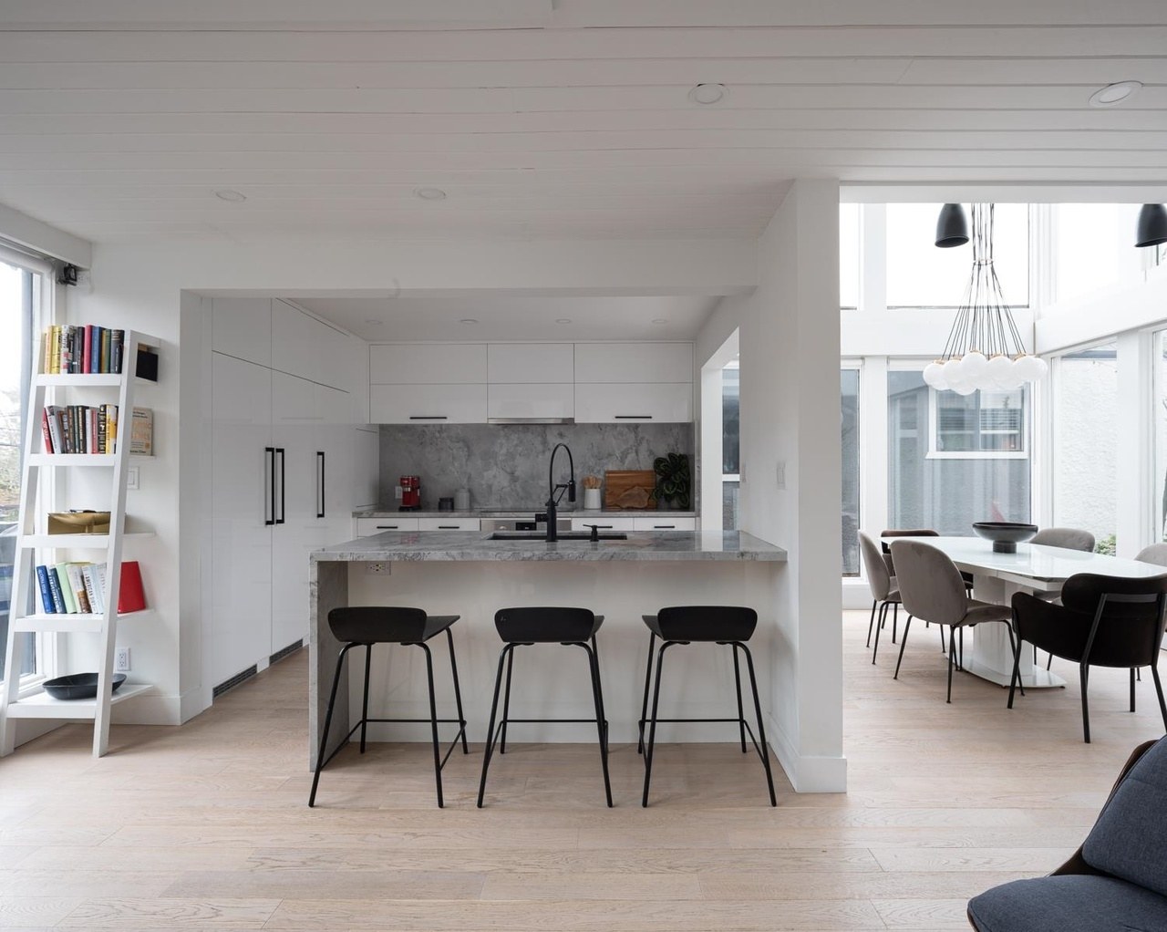 Open plan kitchen and dining